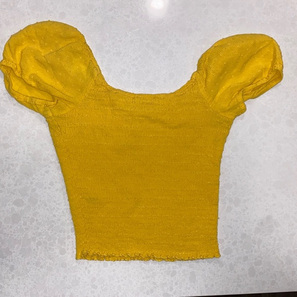 XS top from hollister - Picture 2 of 3